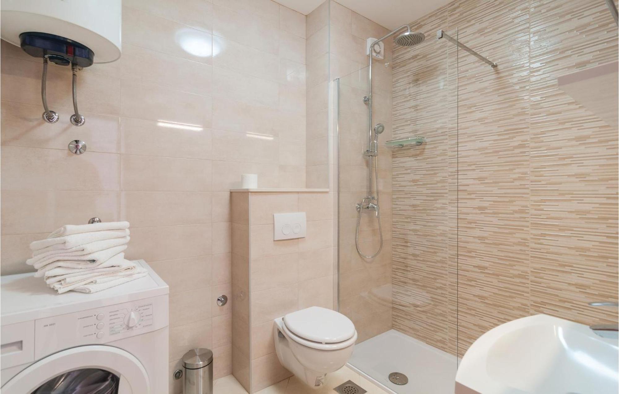 Nice Apartment In Omis With House Sea View Esterno foto